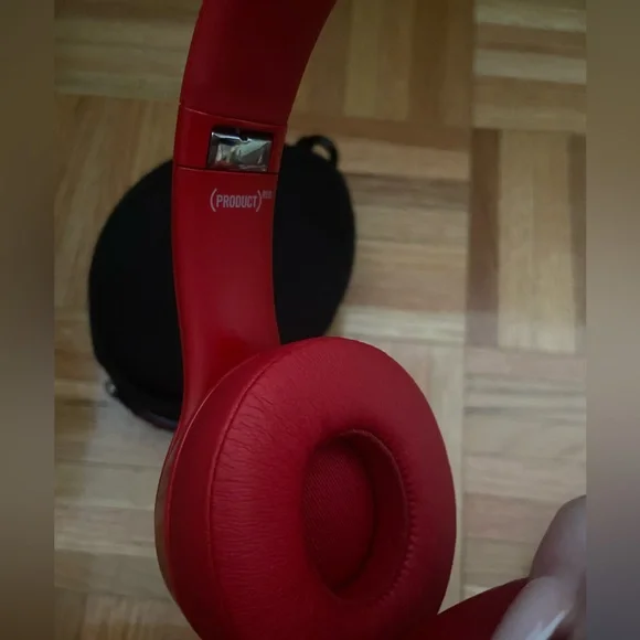 Beats Solo Red - Picture 6 of 11